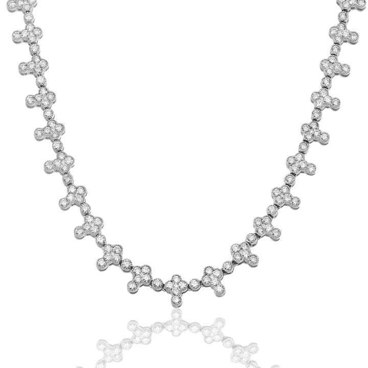 Collar con cruz de diamantes