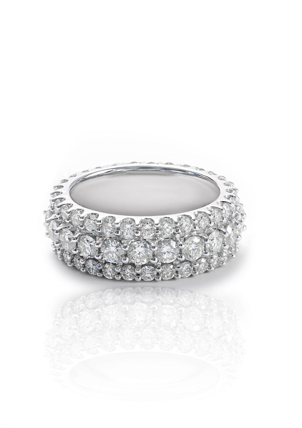 Anillo de boda con diamantes