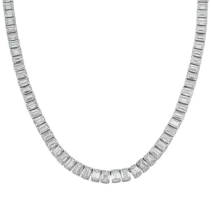 Collar de tenis con corte esmeralda