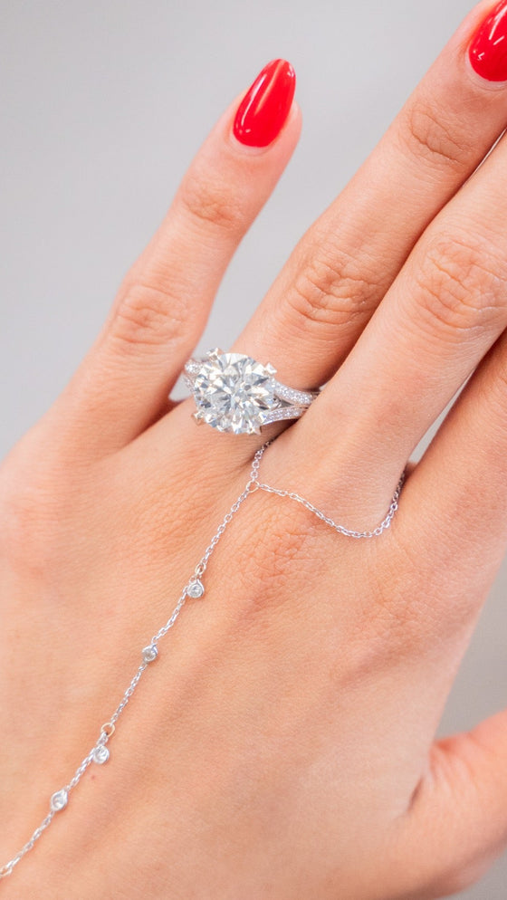 ENGAGEMENT RINGS
