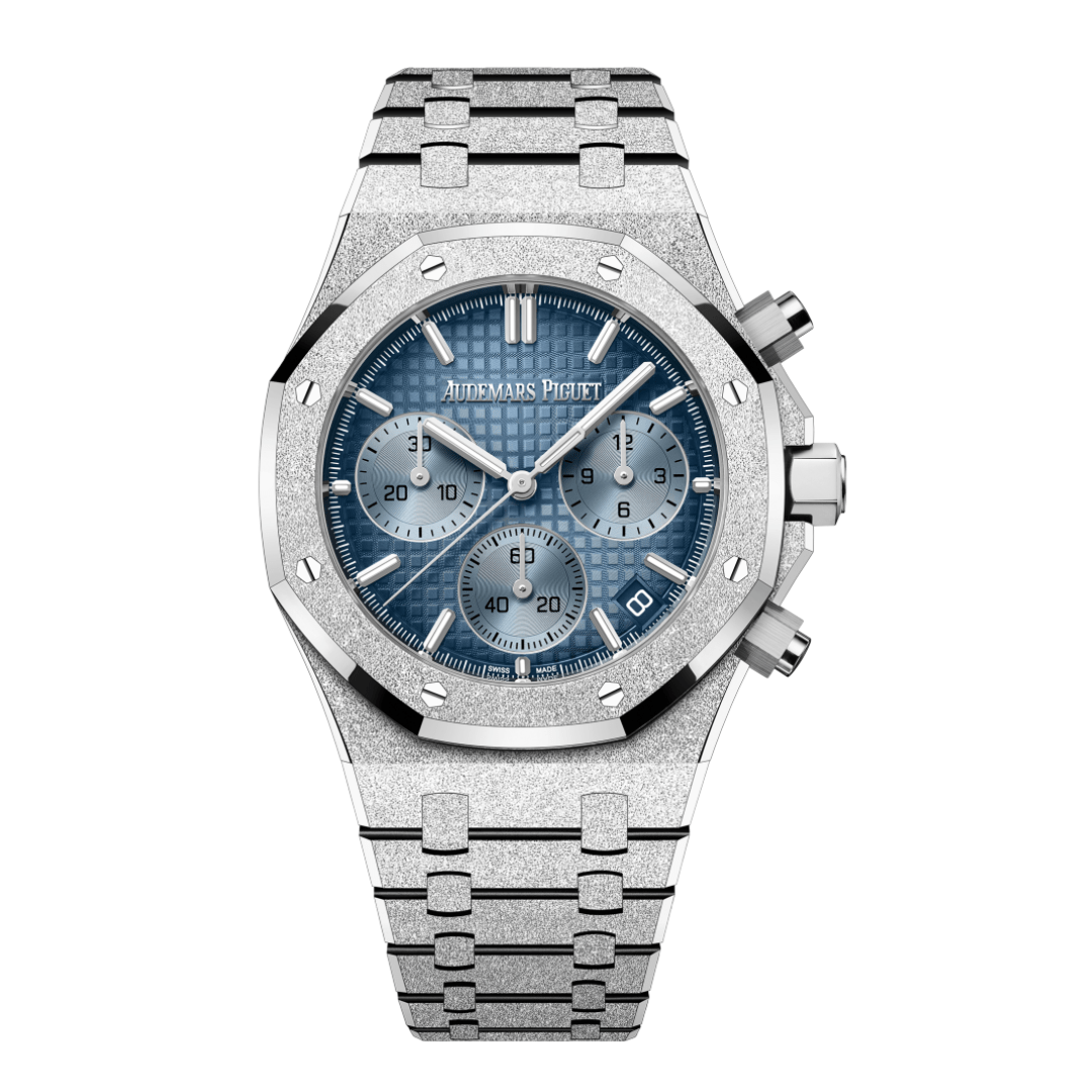 Audemars Piguet Royal Oak 26240BC.GG.1324BC.02 Chronograph Frosted White Gold Light Blue Dial - View 3