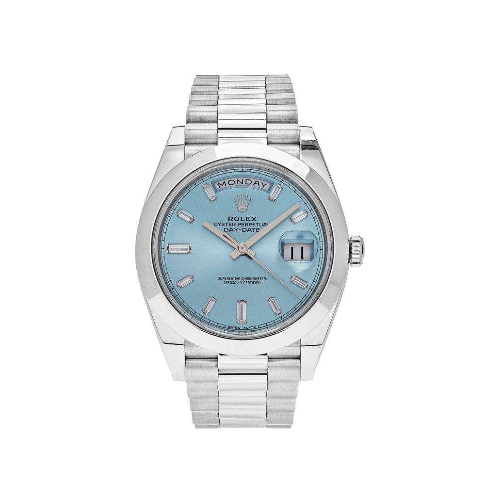 Rolex Day-Date 228206 Platinum Ice Blue Diamond Dial (2018) - View 4