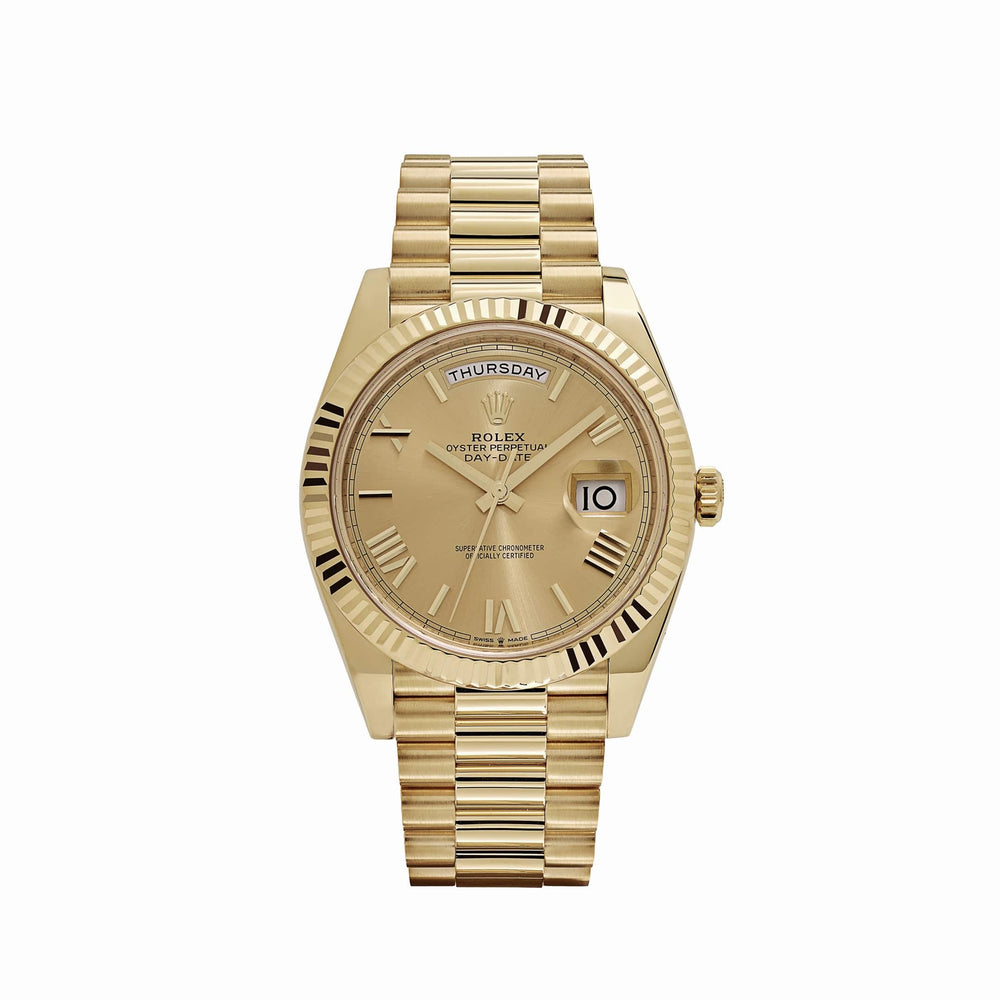 Rolex Day-Date 228238 Yellow Gold Champagne Roman Dial (2020) - View 14